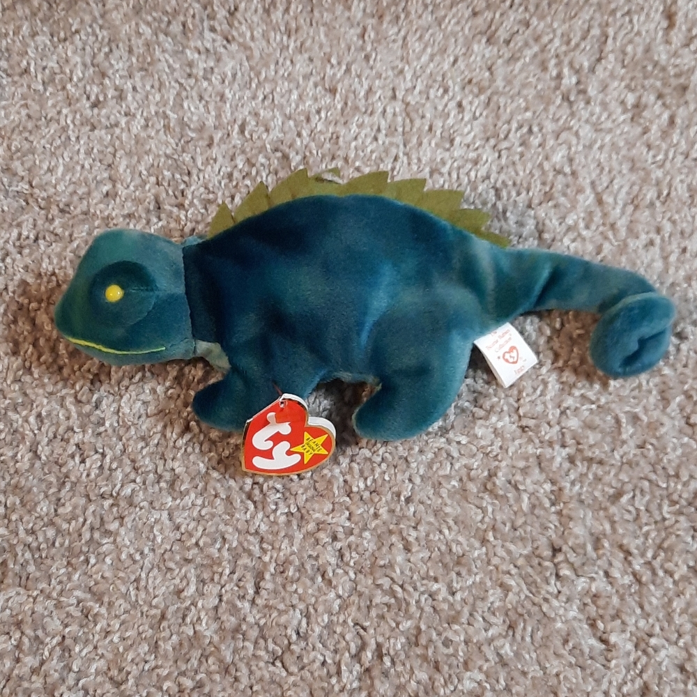 New TY Iggy Beanie Baby with tag! 5th variation